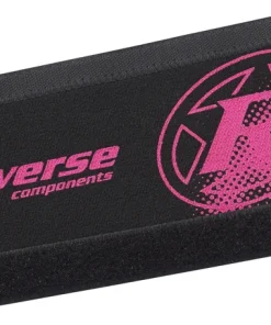 REVERSE Kettenstreben Schutz pink